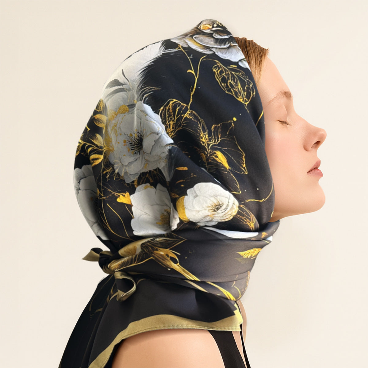 The Enchanted Stillness scarf 90